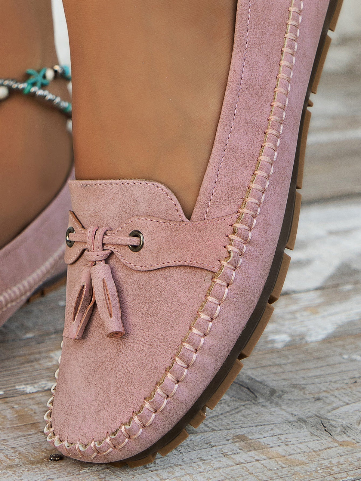 Women's Cushioned Loafers with Bow Detail and Non-Slip Sole