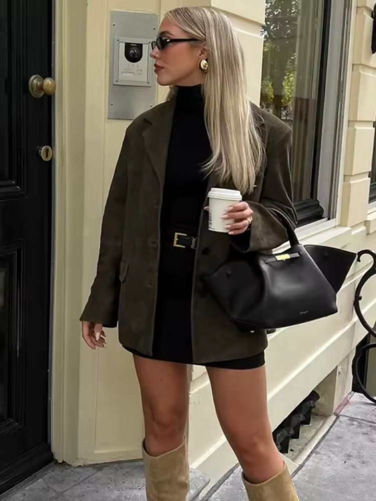 Women's Elegant Brown Jacket with Timeless Look