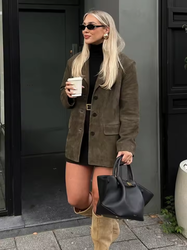 Women's Elegant Brown Jacket with Timeless Look