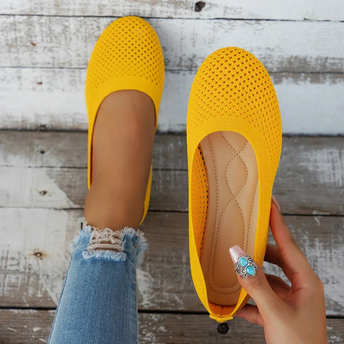 Women's Anti-Slip Orthopaedic Walking Shoe with Breathable Mesh Upper