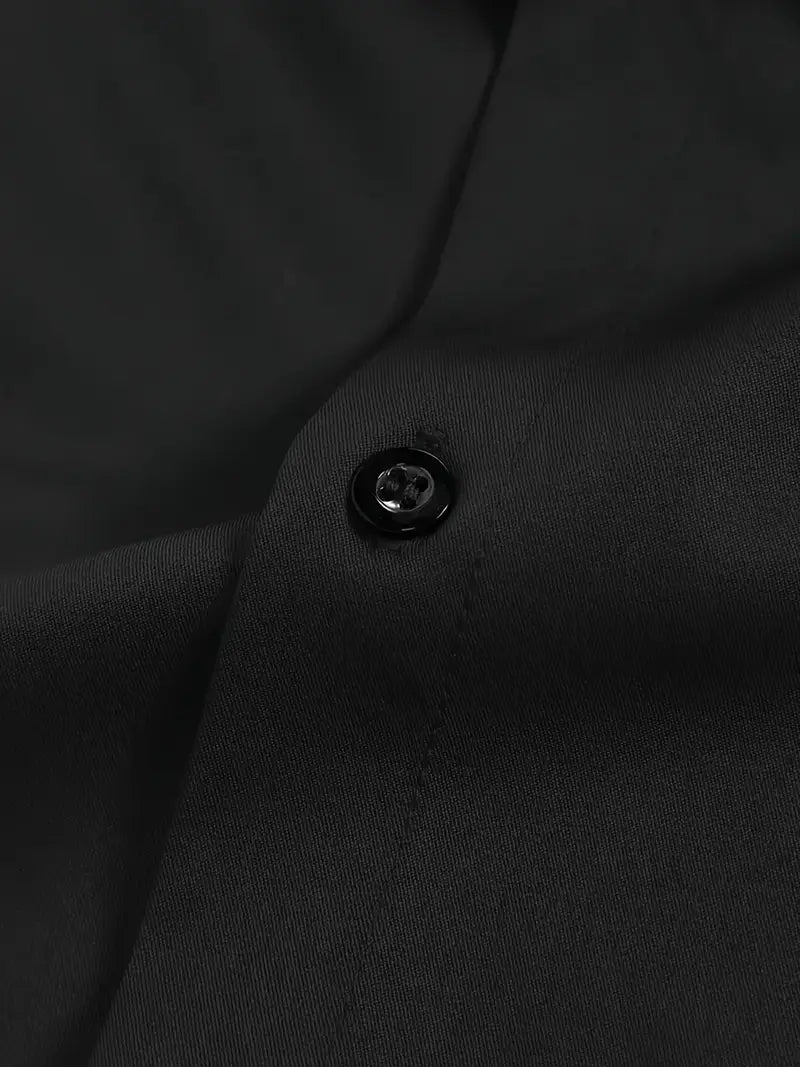 Men's Breathable Slim-Fit Long-Sleeve Shirt with Structured Collar