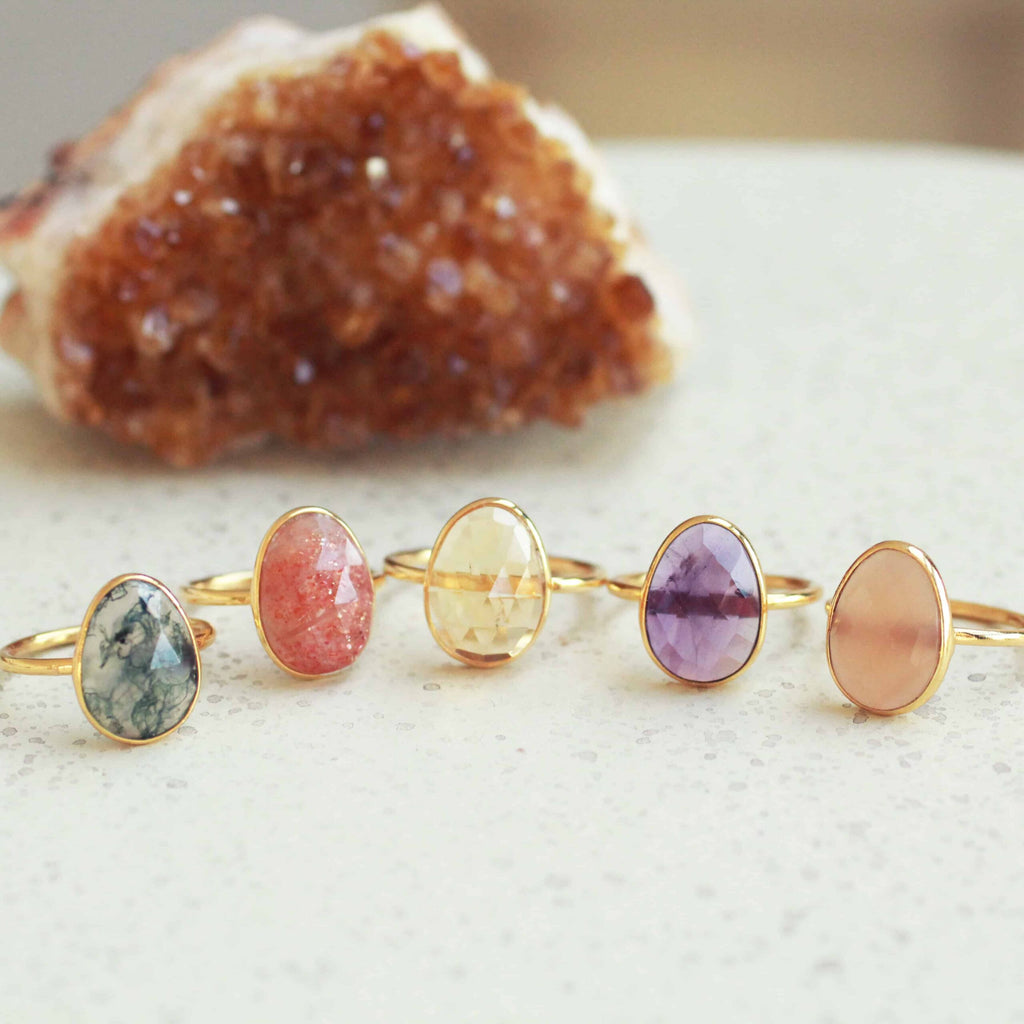 Gold-plated edelsteenring met natuurlijke amethist