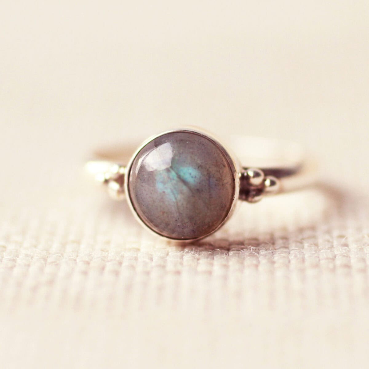 Lyris labradoriet ring 925 zilver