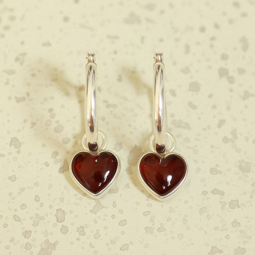 Vespera granaat hart oorringen 925 zilver