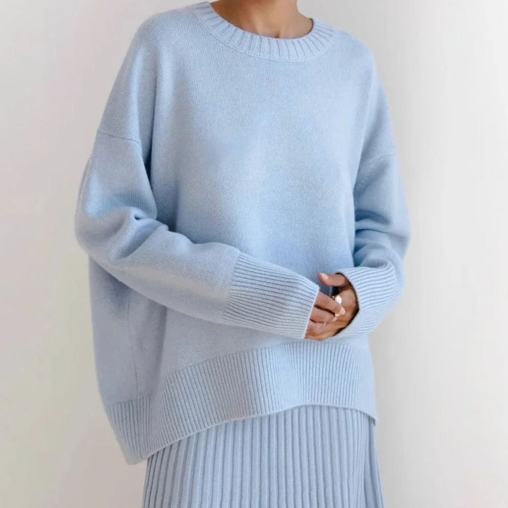 Women's Oversized Crew-Neck Long-Sleeve Light Knit Sweater